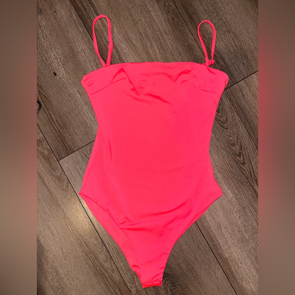 White fox boutique bodysuit